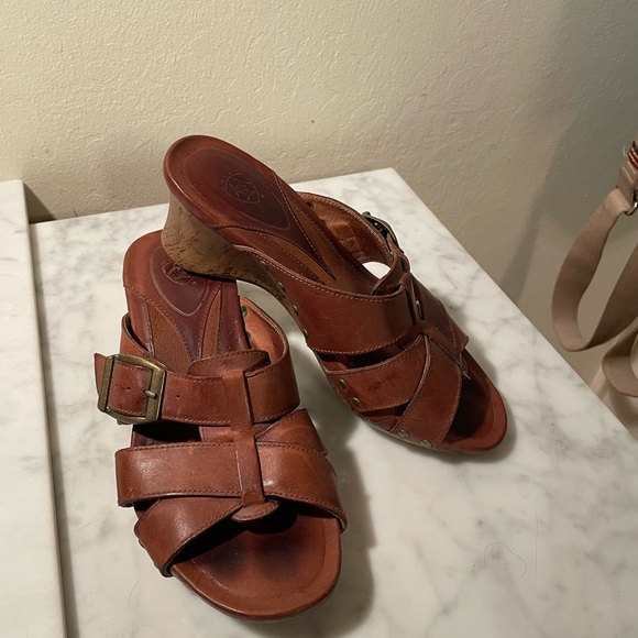 Ariat Brown Leather Sandals - Picture 4 of 11